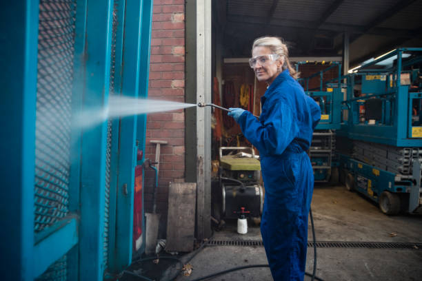 Best Oil Spill Cleanup  in Clare, MI